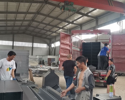 槽式桥架发往太原