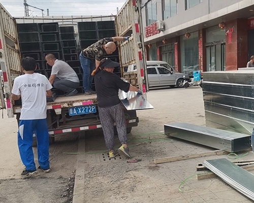 槽式桥架发往榆次
