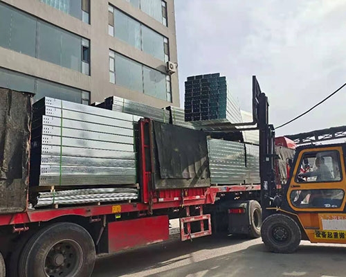 镀锌桥架发往陕西